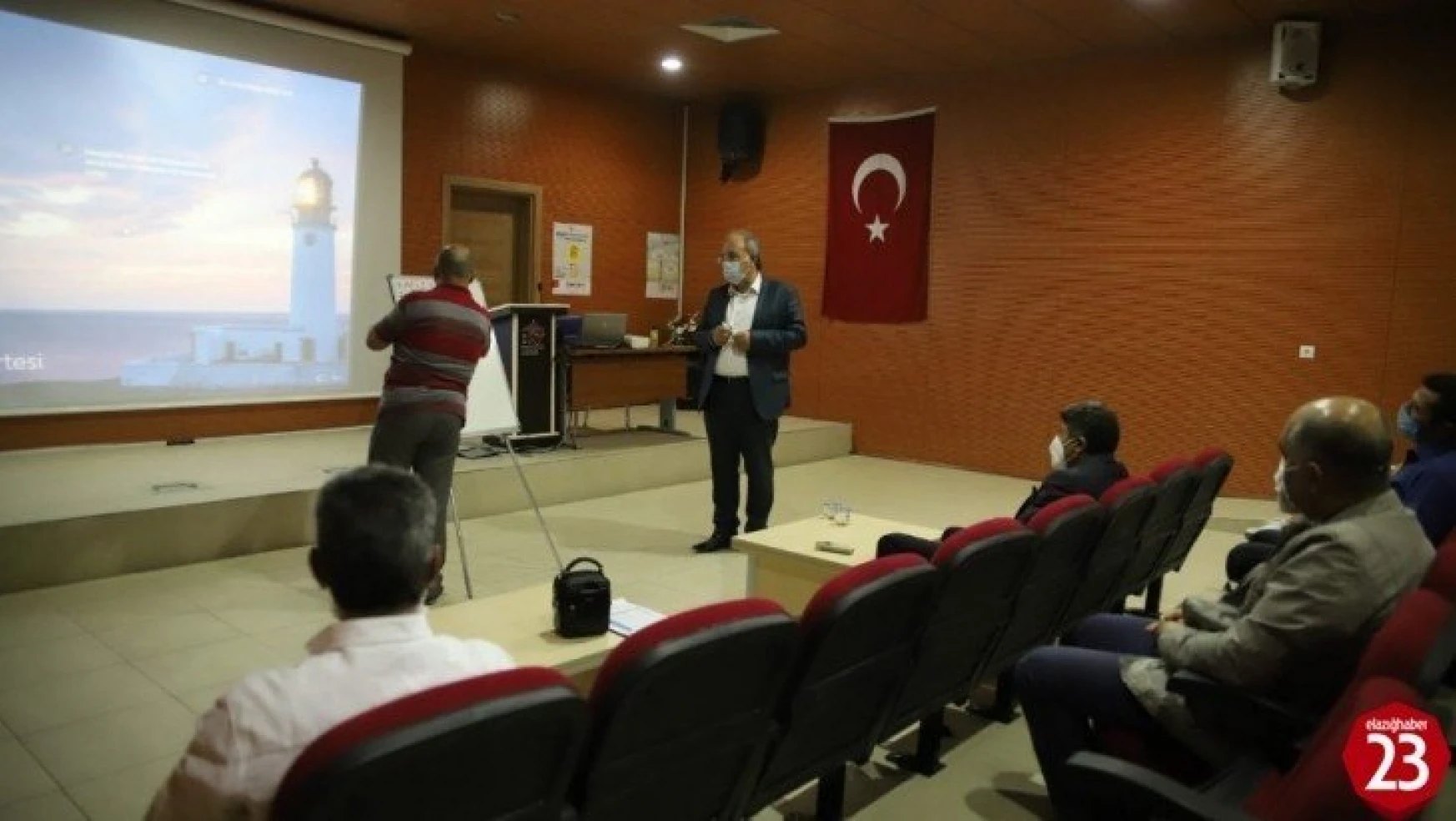 Elazığ'da ' Akademik Yazım ve Araştırma Teknikleri' eğitimi