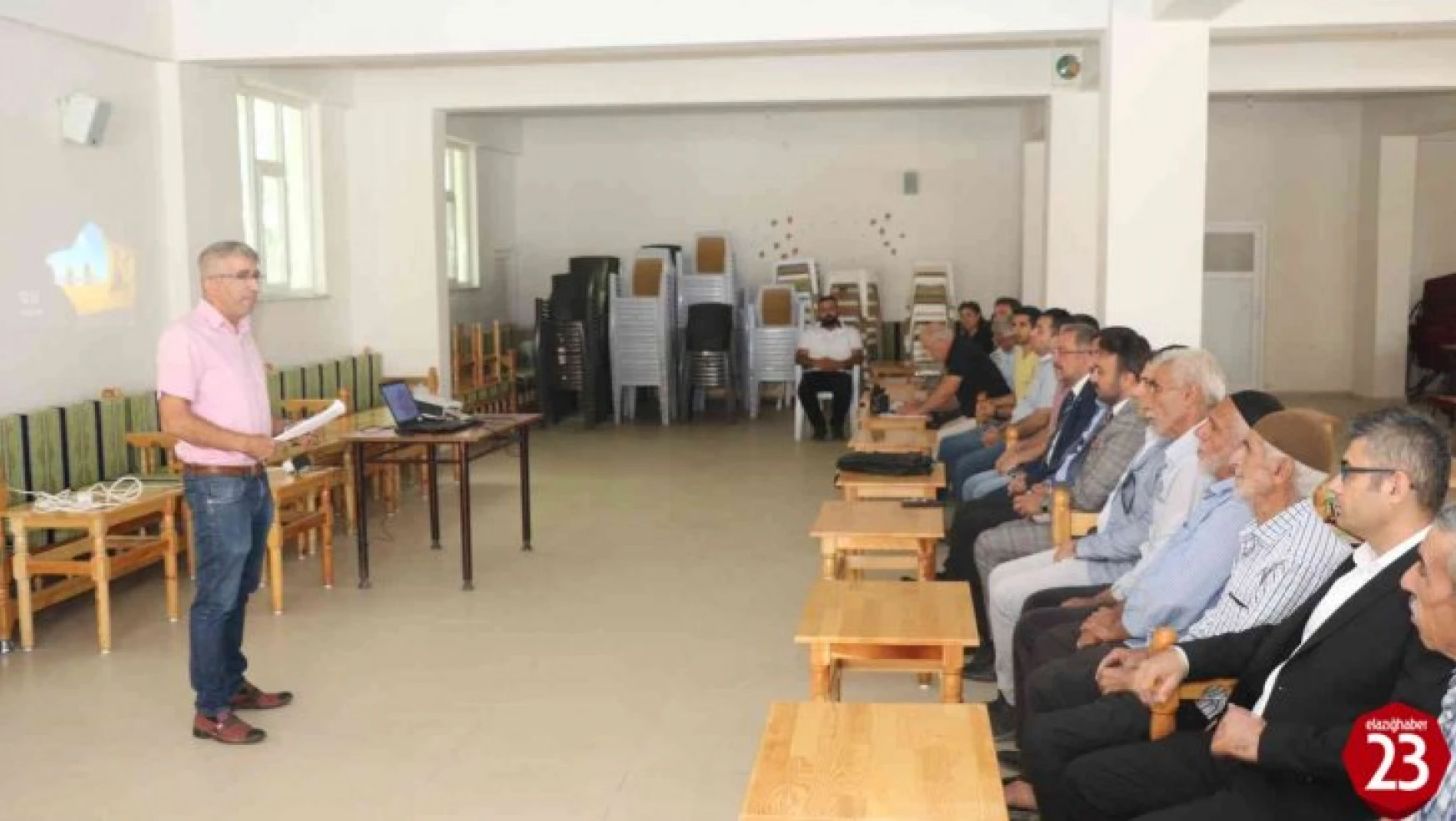 Elazığ'da çiftçilere 'İklim Değişimi ve Sulama' eğitimi verildi
