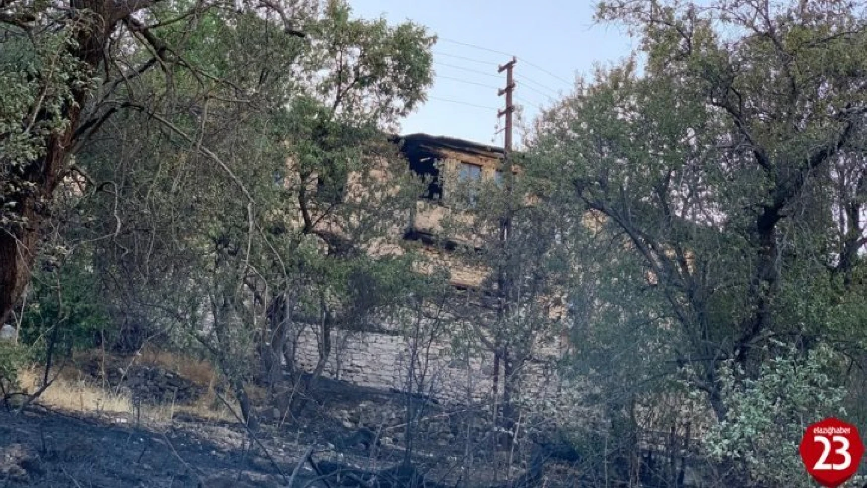 Ağın'da Çıkan Yangında Bir Ev ve Bahçeler Zarar Gördü