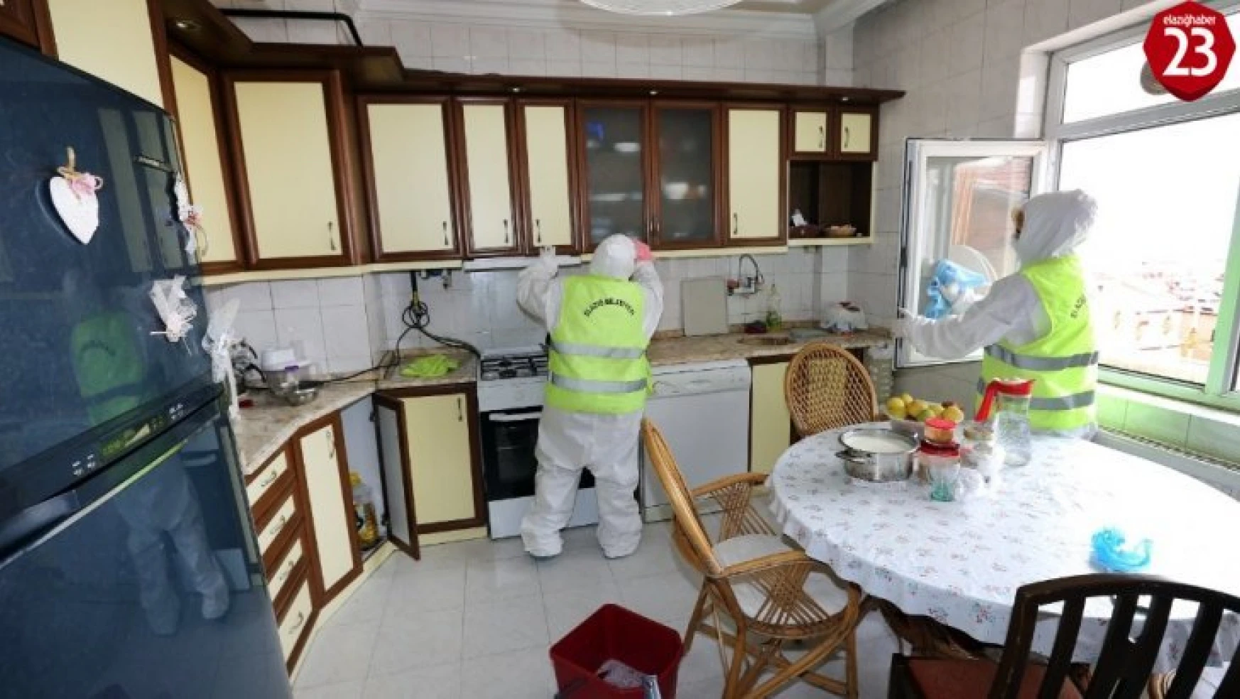 Elazığ'da evlerde 'Korona temizliği'