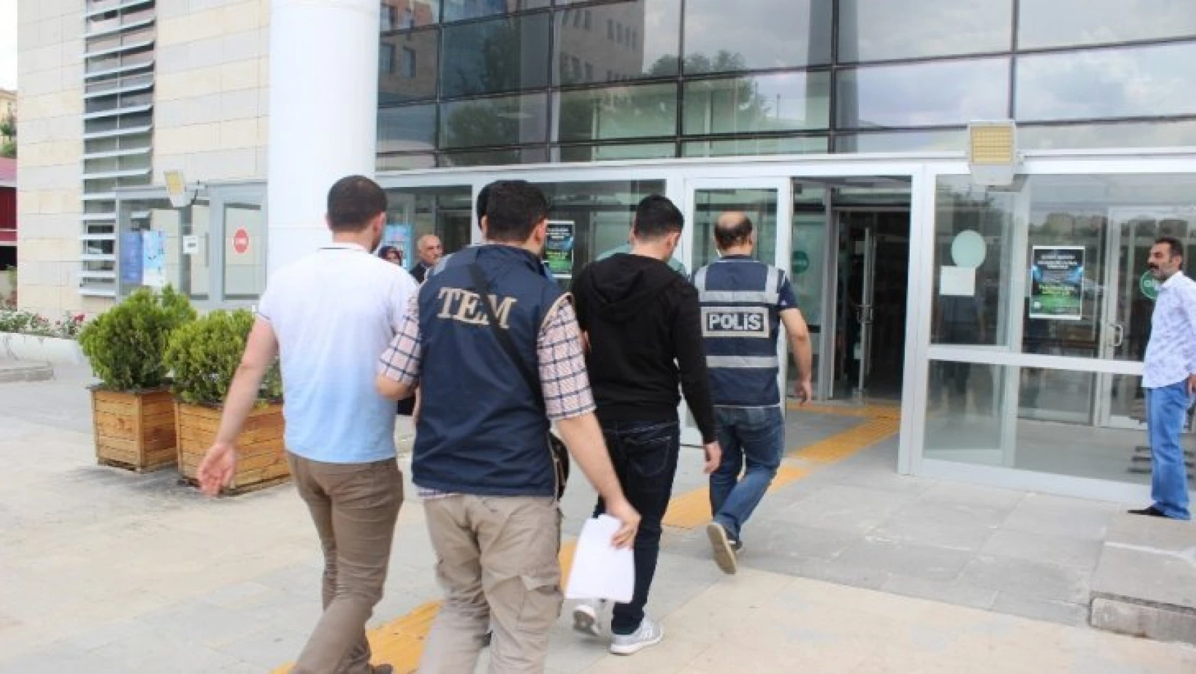Elazığ'da FETÖ Operasyonu, 3 Şüpheli Adliyeye Sevk Edildi