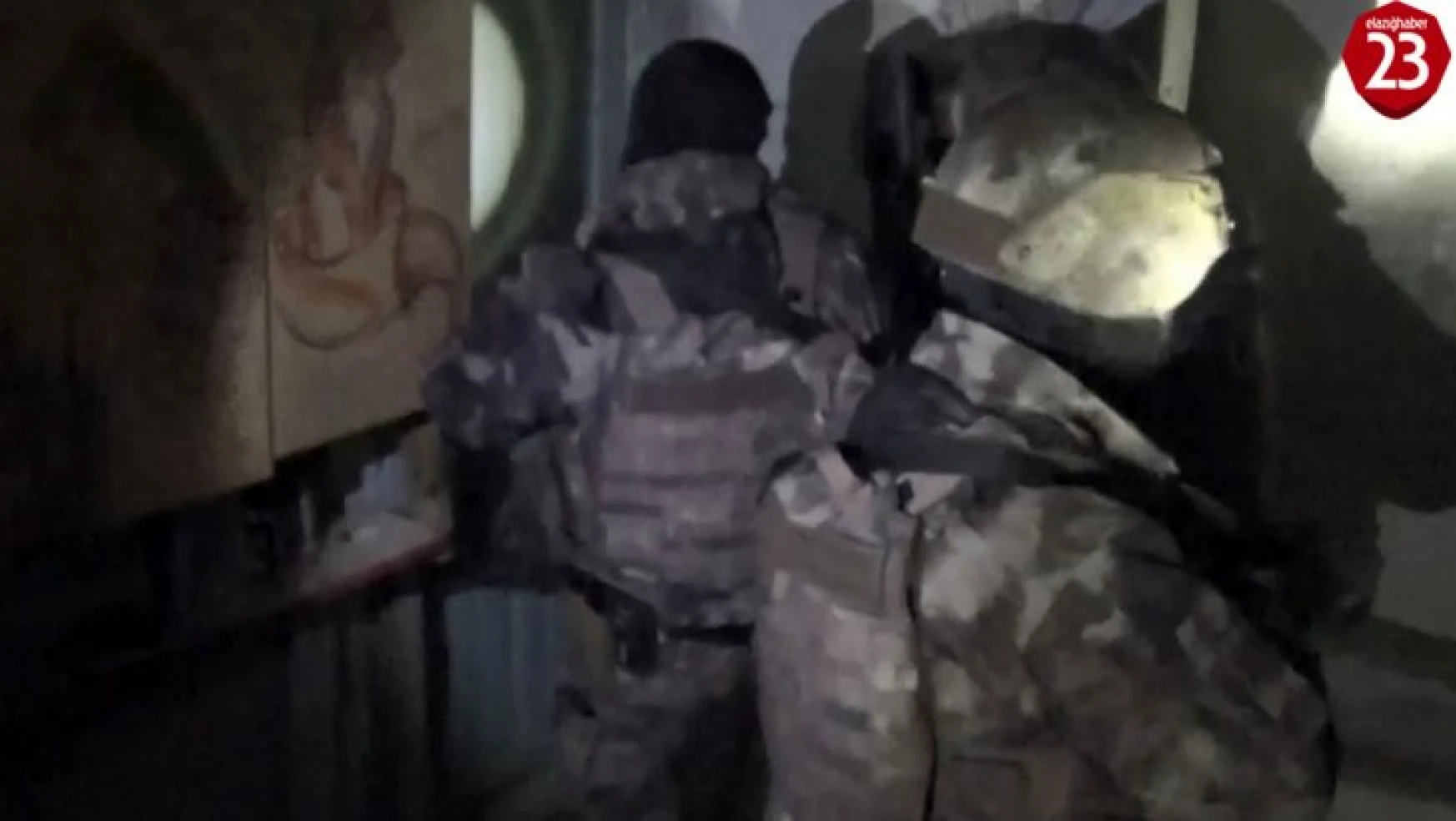 Elazığ'da kapılar kırıldı, uyuşturucu tacirleri yakalandı: 6 gözaltı
