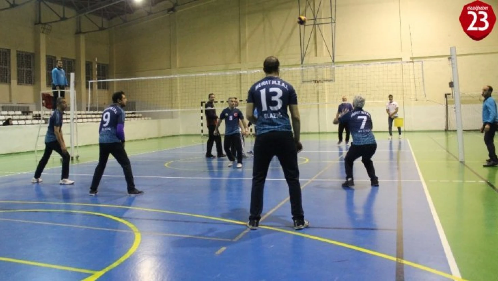Elazığ'da Mehmet Akif İnan Anısına Voleybol Turnuvası