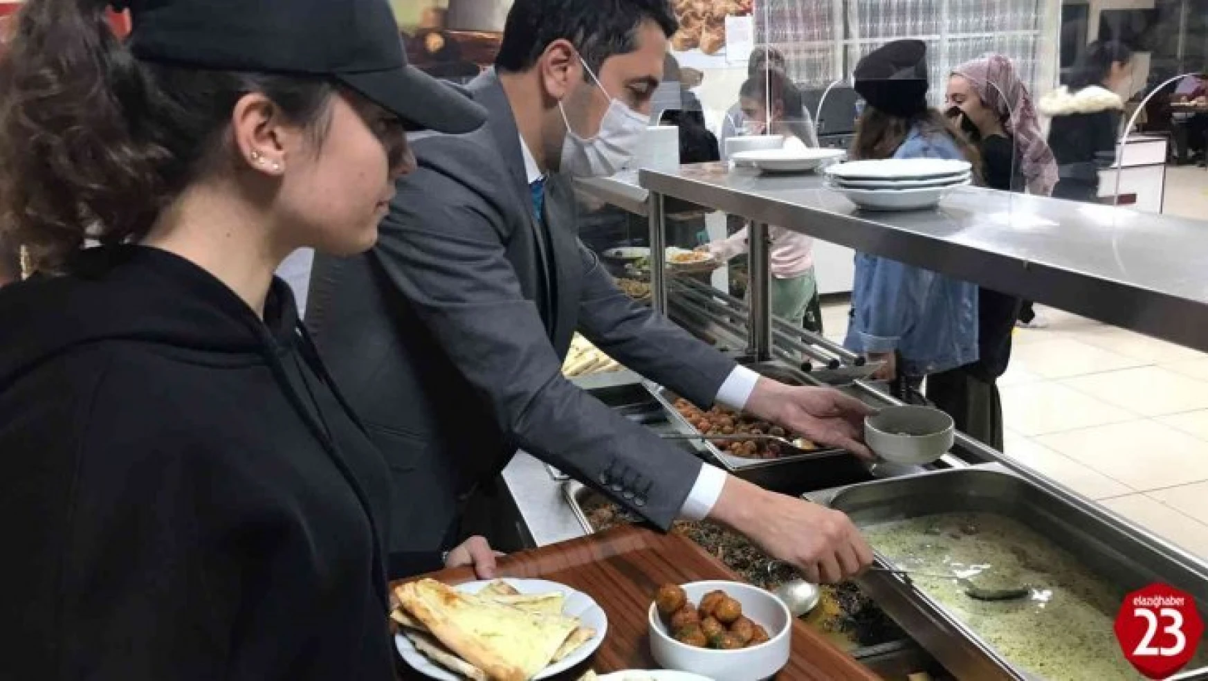 Elazığ'da Yurtlarda Kalan Öğrencilere Her Ayın 23'ünde Yöresel Yemekler Verilecek