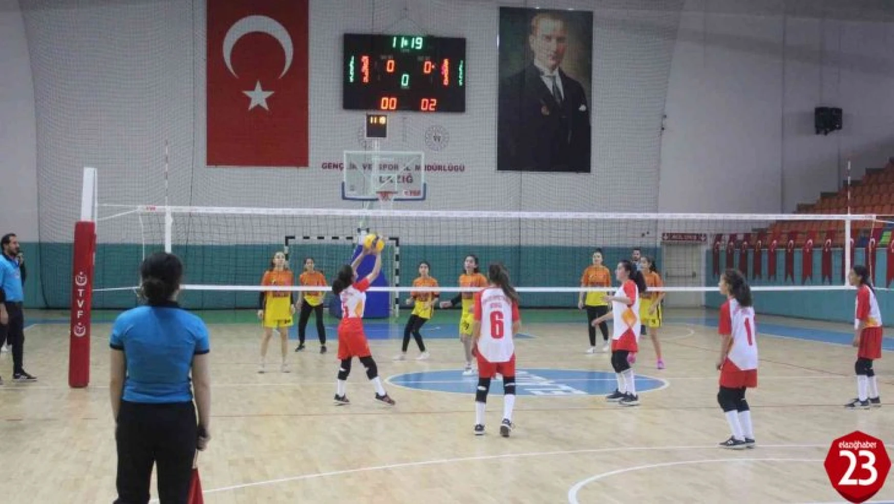 Elazığ'da Okul Sporları Voleybol Müsabakaları başladı