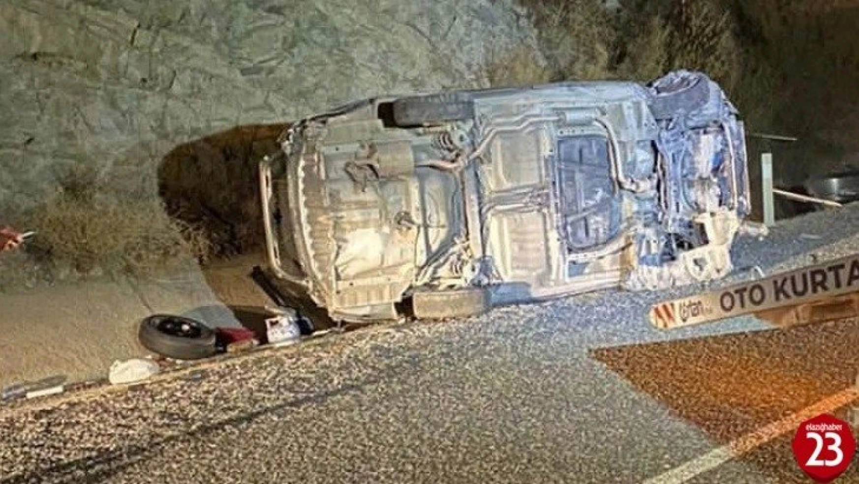 Elazığ'da otomobil  takla attı, sürücü yaralı kurtuldu