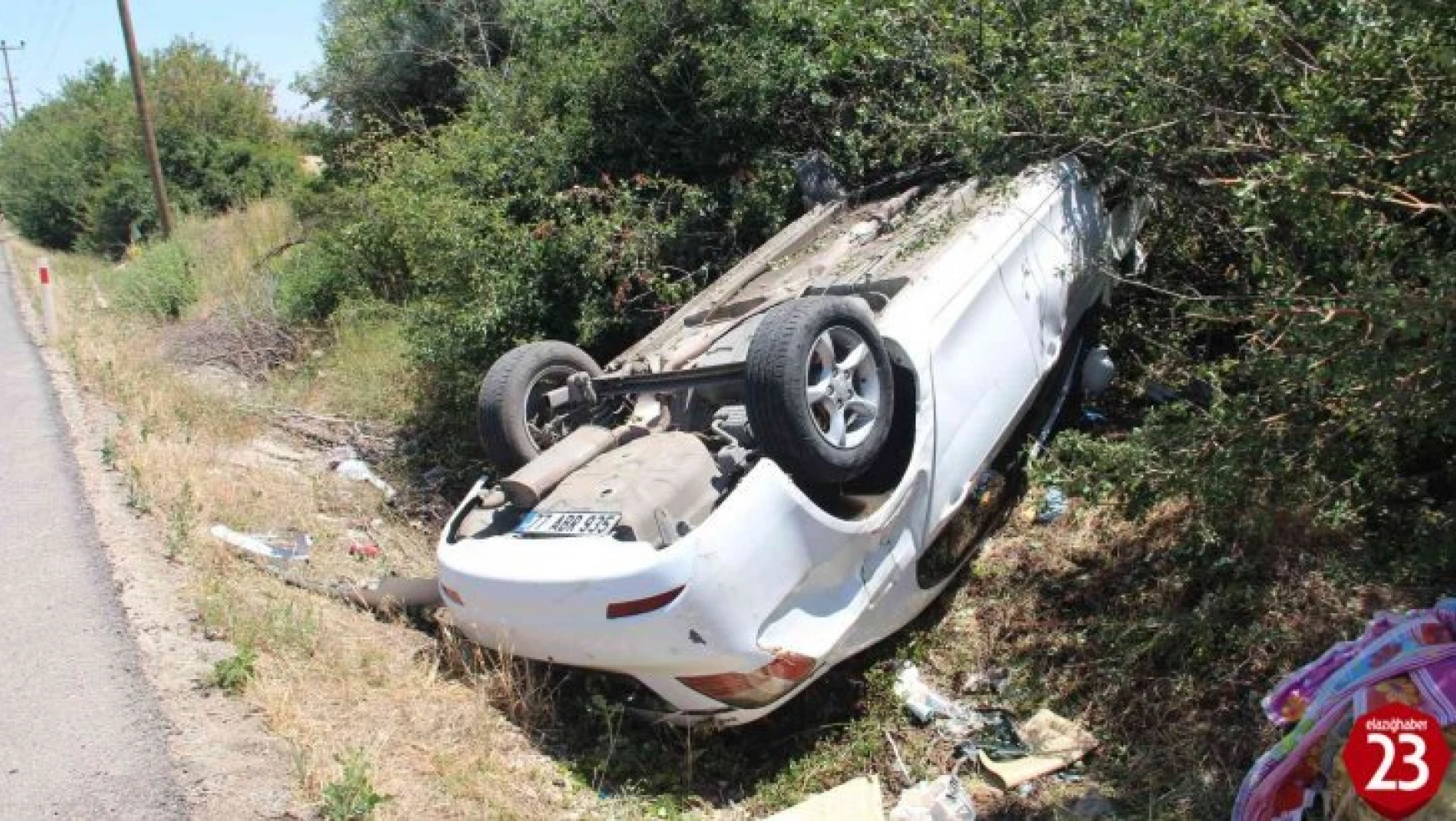 Elazığ Hankendi'de Otomobil Takla Attı, 6 Kişi Yaralandı