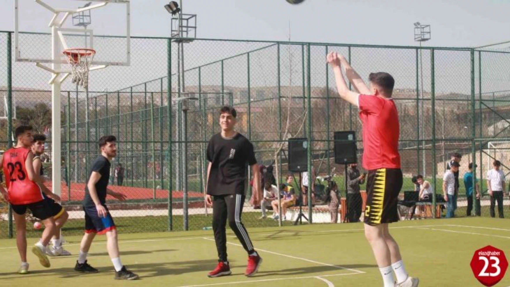 Elazığ'da sokak basketbol turnuvası düzenlendi