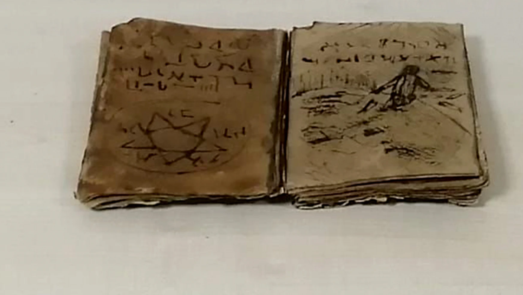 Elazığ'da Tarihi Olduğu Değerlendirilen Kitabı Satmak İsteyen Şüpheli Suçüstü Yakalandı