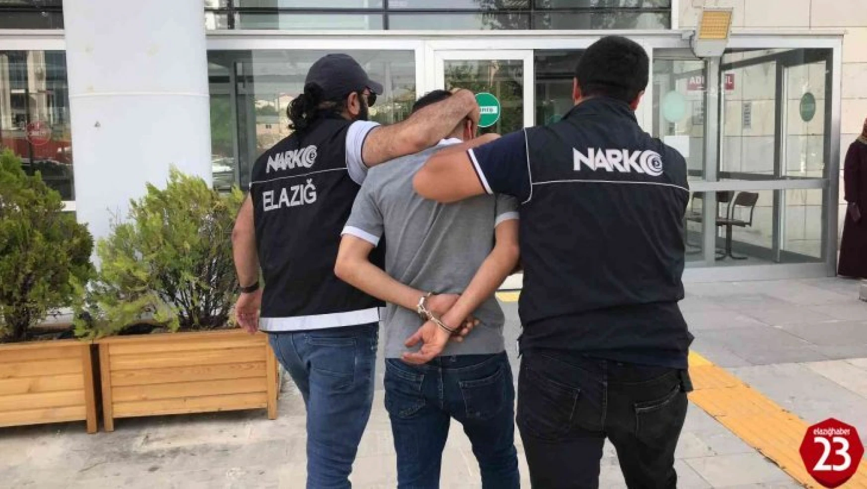 Elazığ'da Torbacılara Operasyon, 2 Tutuklama