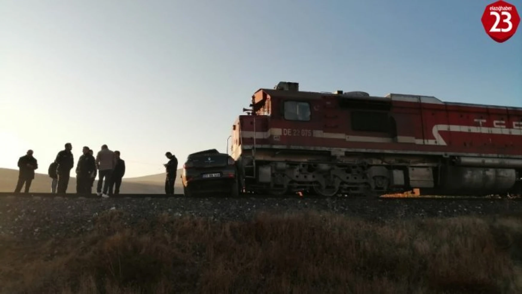 Ataşehir Mahallesinde Tren Kazası 2'si Ağır 3 Yaralı