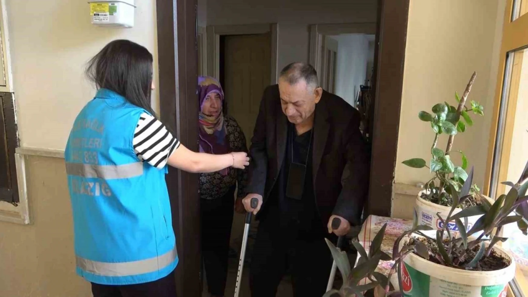 Elazığ'da yaşlı çiftin seçim atışması