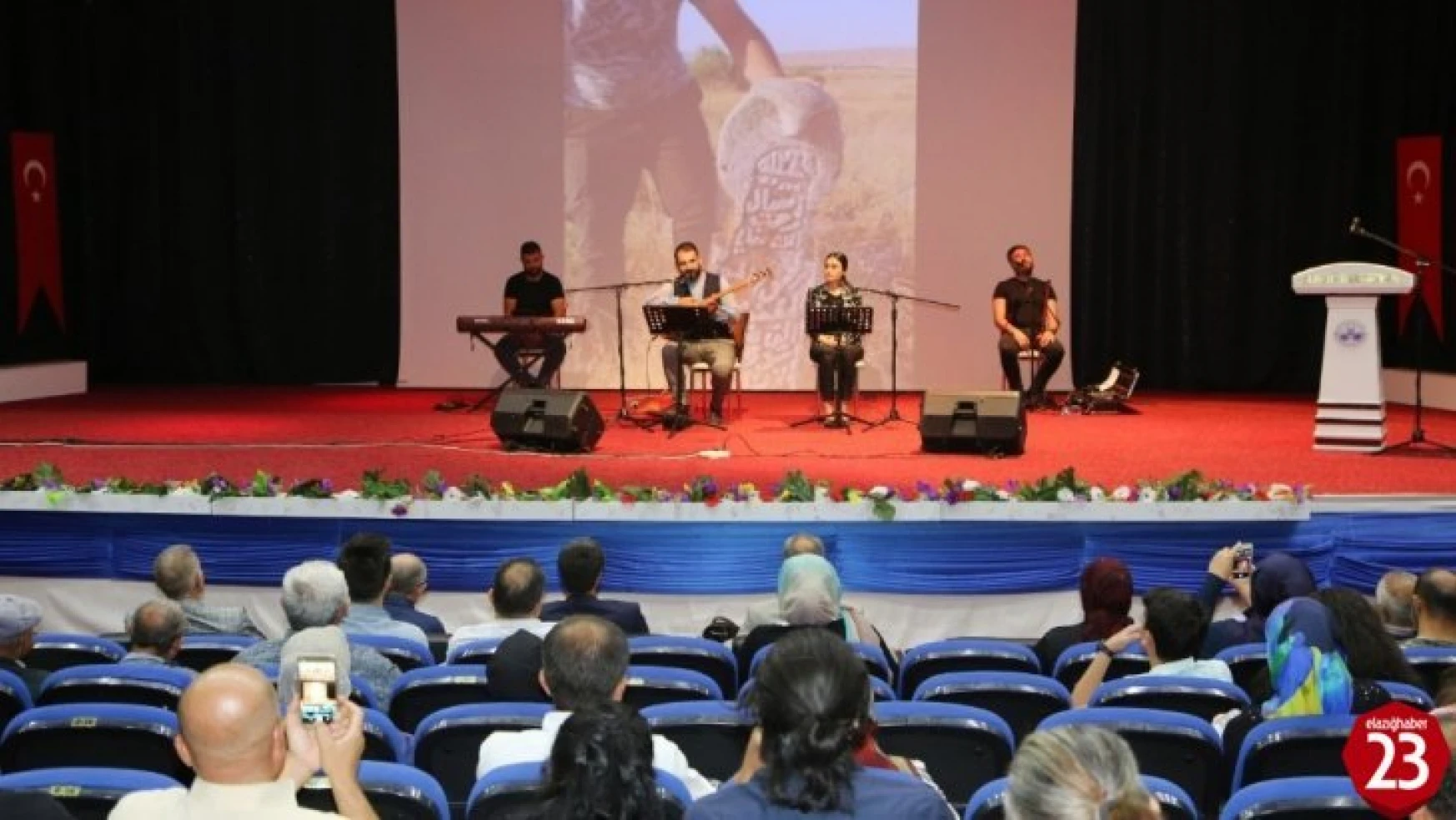 Elazığ'da Yukarı Fırat Türküleri Konseri Düzenlendi