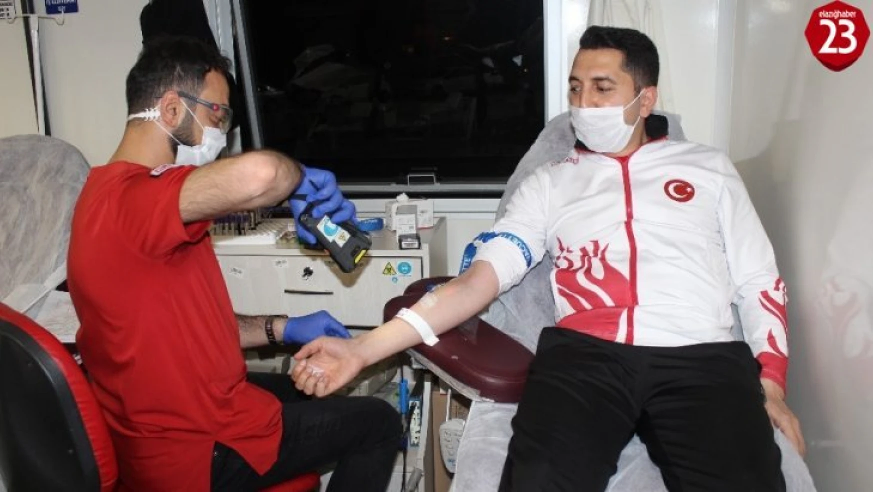 Elazığ'dan Kızılaya kan bağışı desteği
