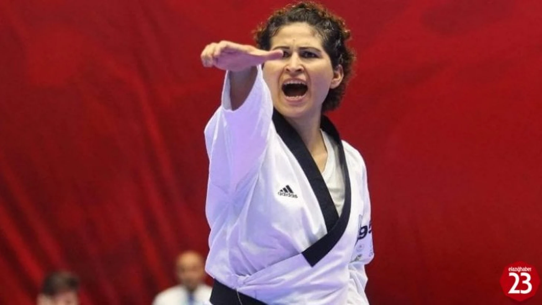 Elazığ'lı Milli Taekwondocu Ayşegül Dünya 2. Oldu