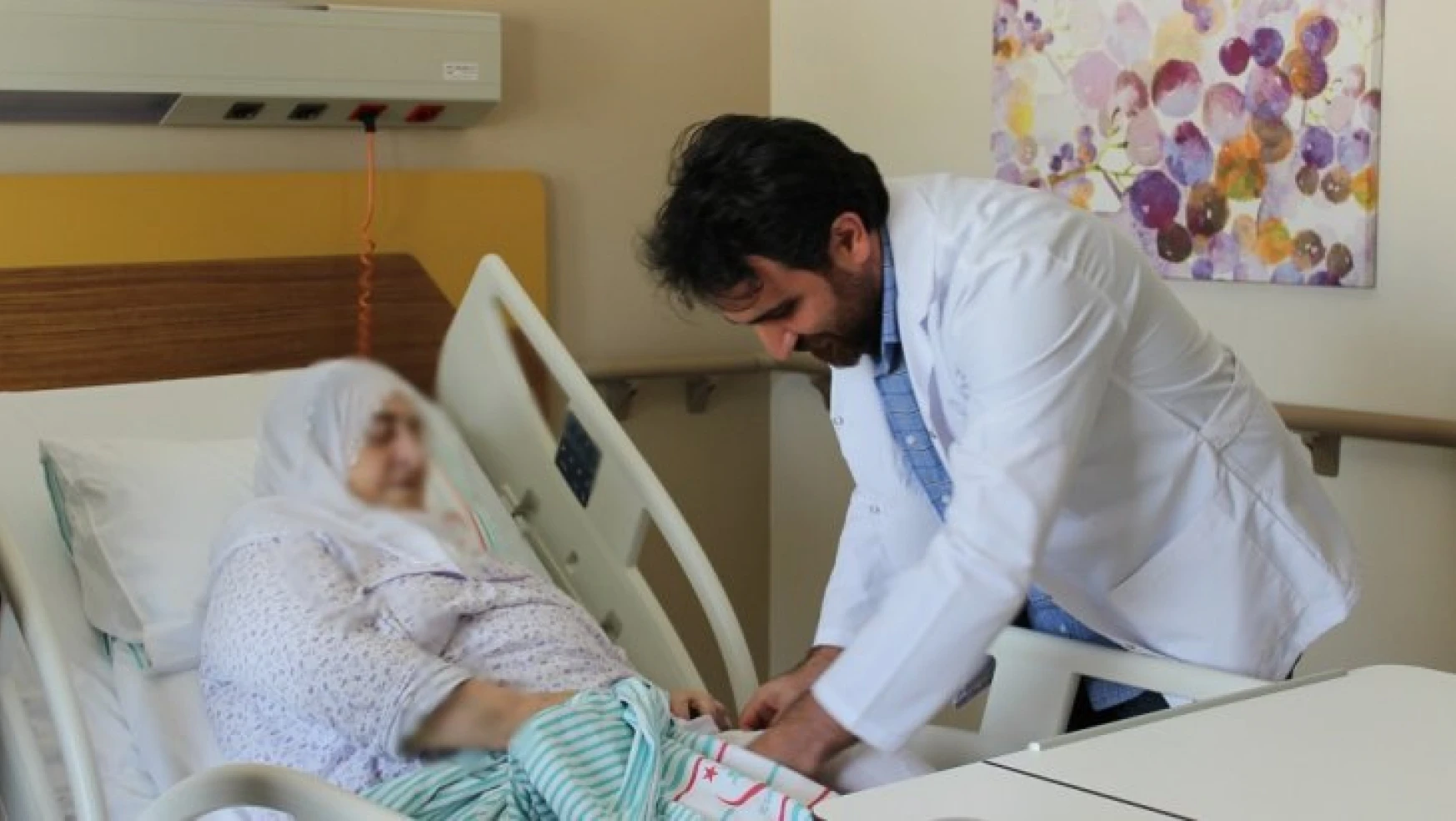 Elazığ Şehir Hastanesinden Bir İlk, Tümör Protezi İle Yeniden Yürümeye Başladı