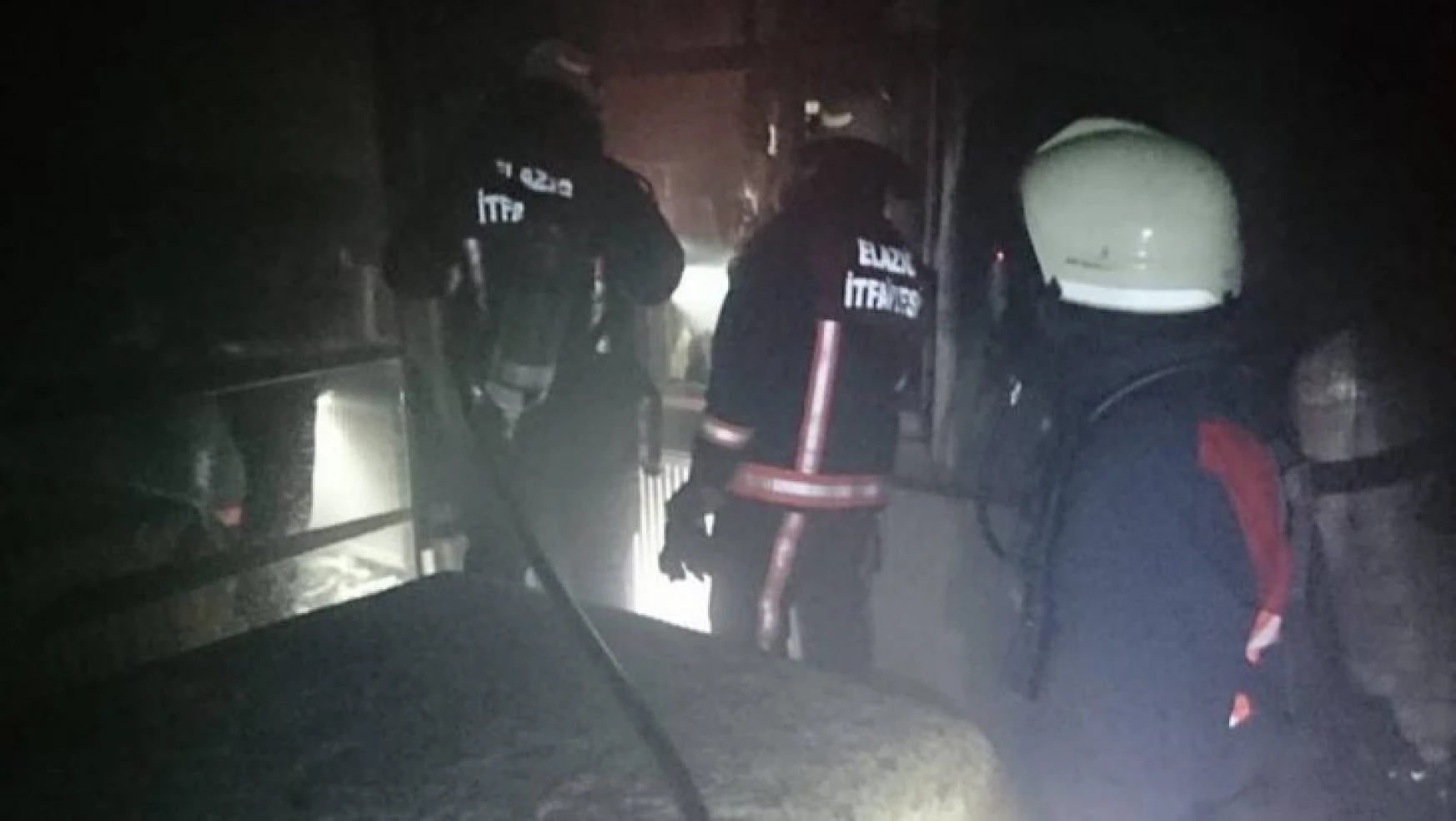 Mustafapaşa Mahallesinde Bir Evde Çıkan Yangın Korkutu