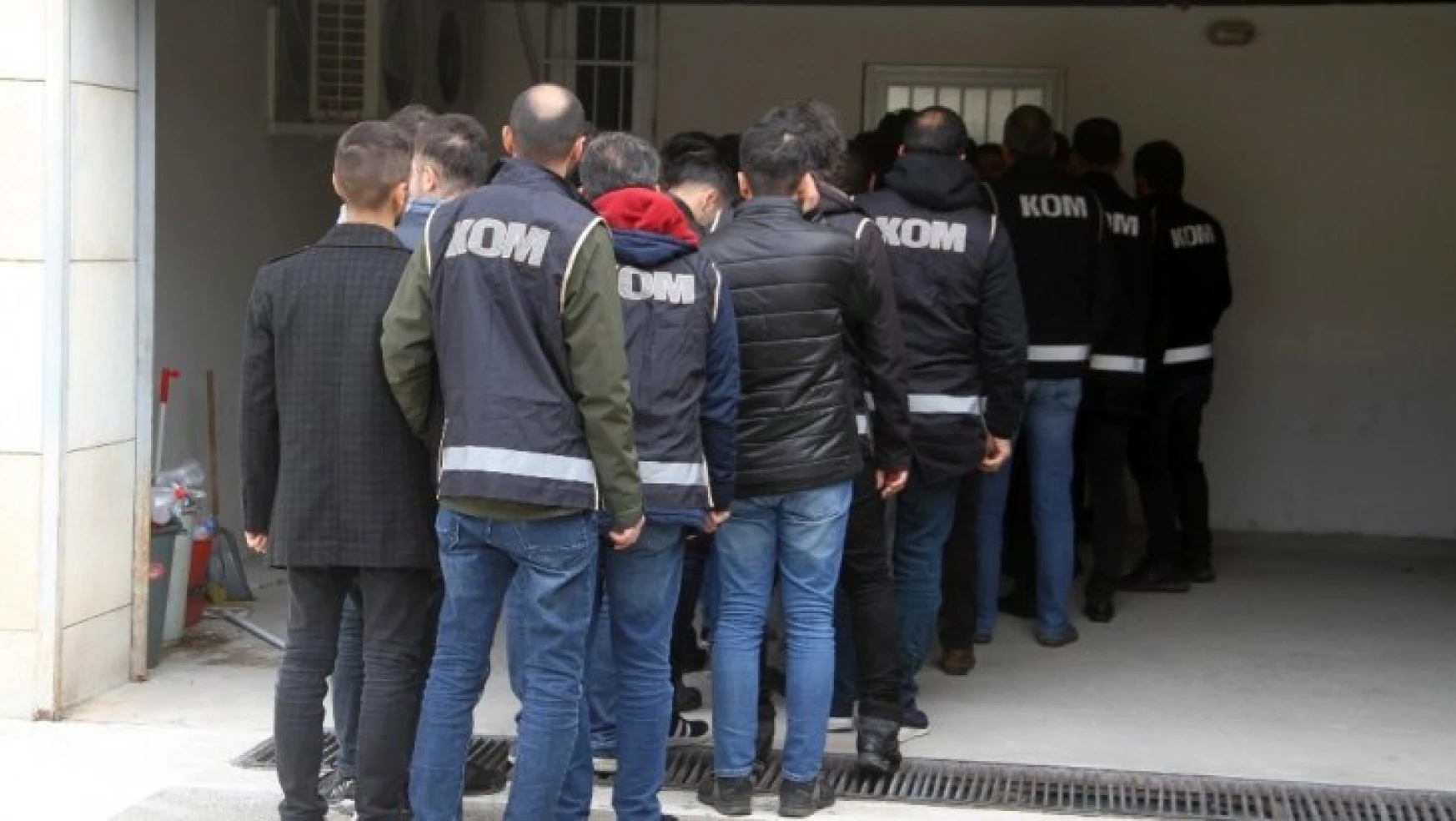 Elazığ'da FETÖ operasyonu: 4 tutuklama