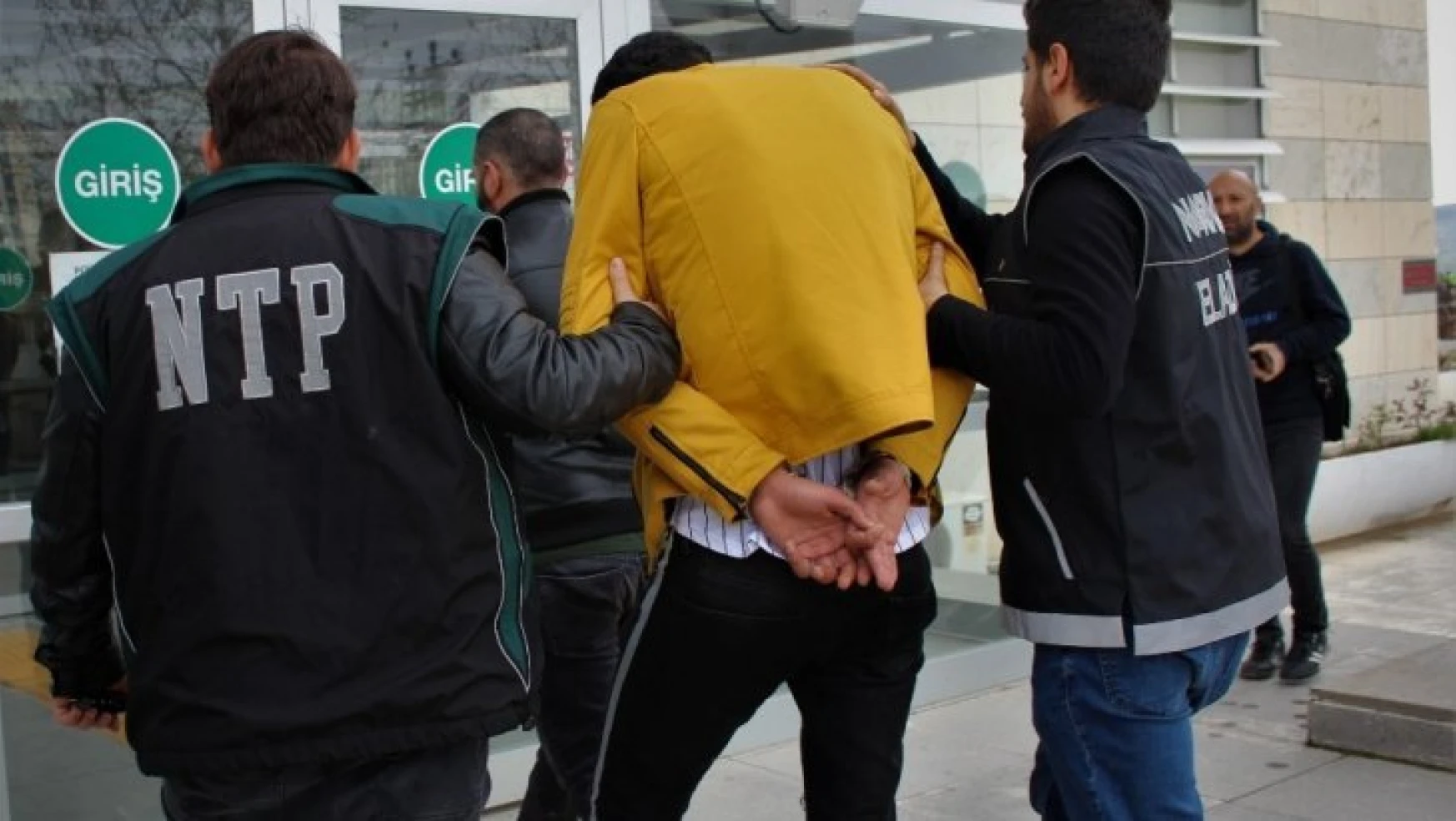 Elazığ'da Uyuşturucu Haplarla Yakalanan Şüpheli Tutuklandı
