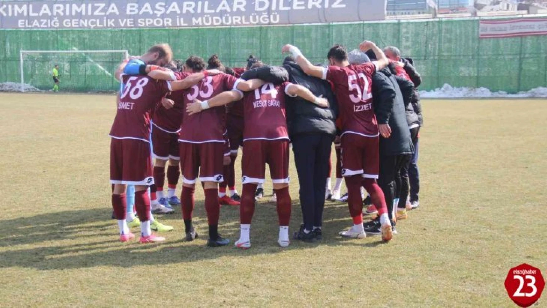 Elazığspor, 20 futbolcuyla Adıyaman'da