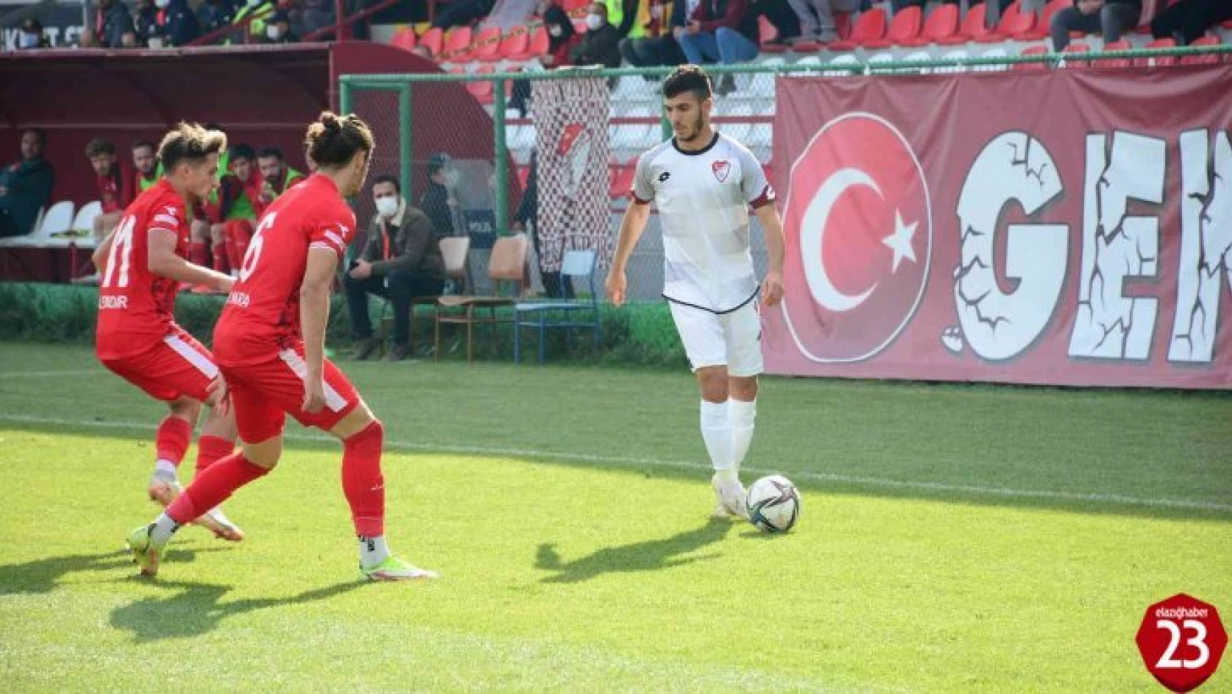 Elazığspor'da Selim Enes sezonu kapattı