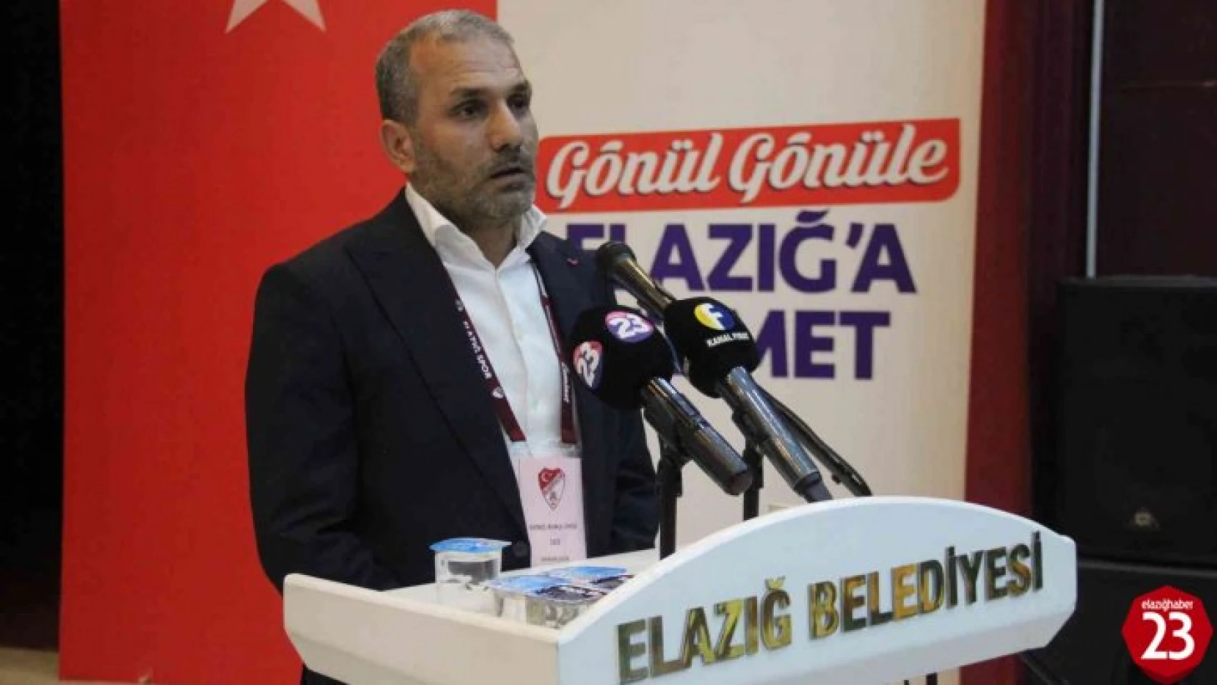 ES Elazığspor Başkanı Çayır, transfere engel dosyalar için İstanbul'a gitti