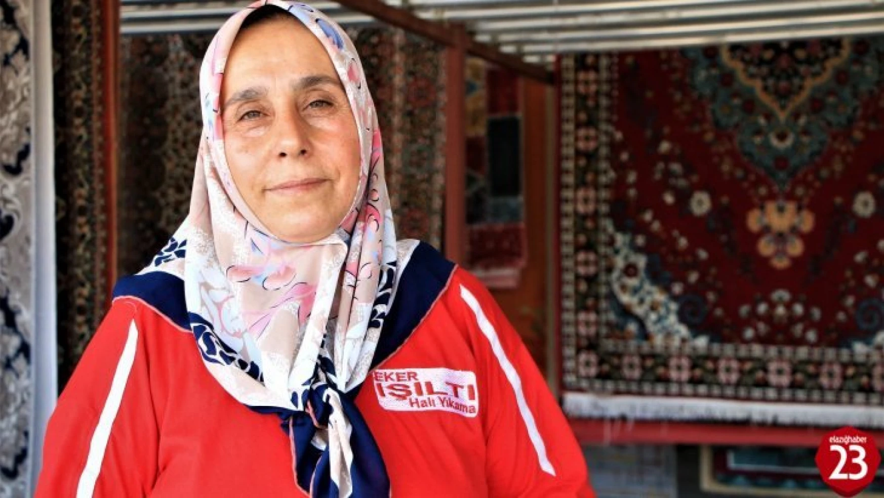 Elazığ'da Ev Hanımı Halı Yıkama Fabrikası Açarak 30 Kişiye İstihdam Sağladı