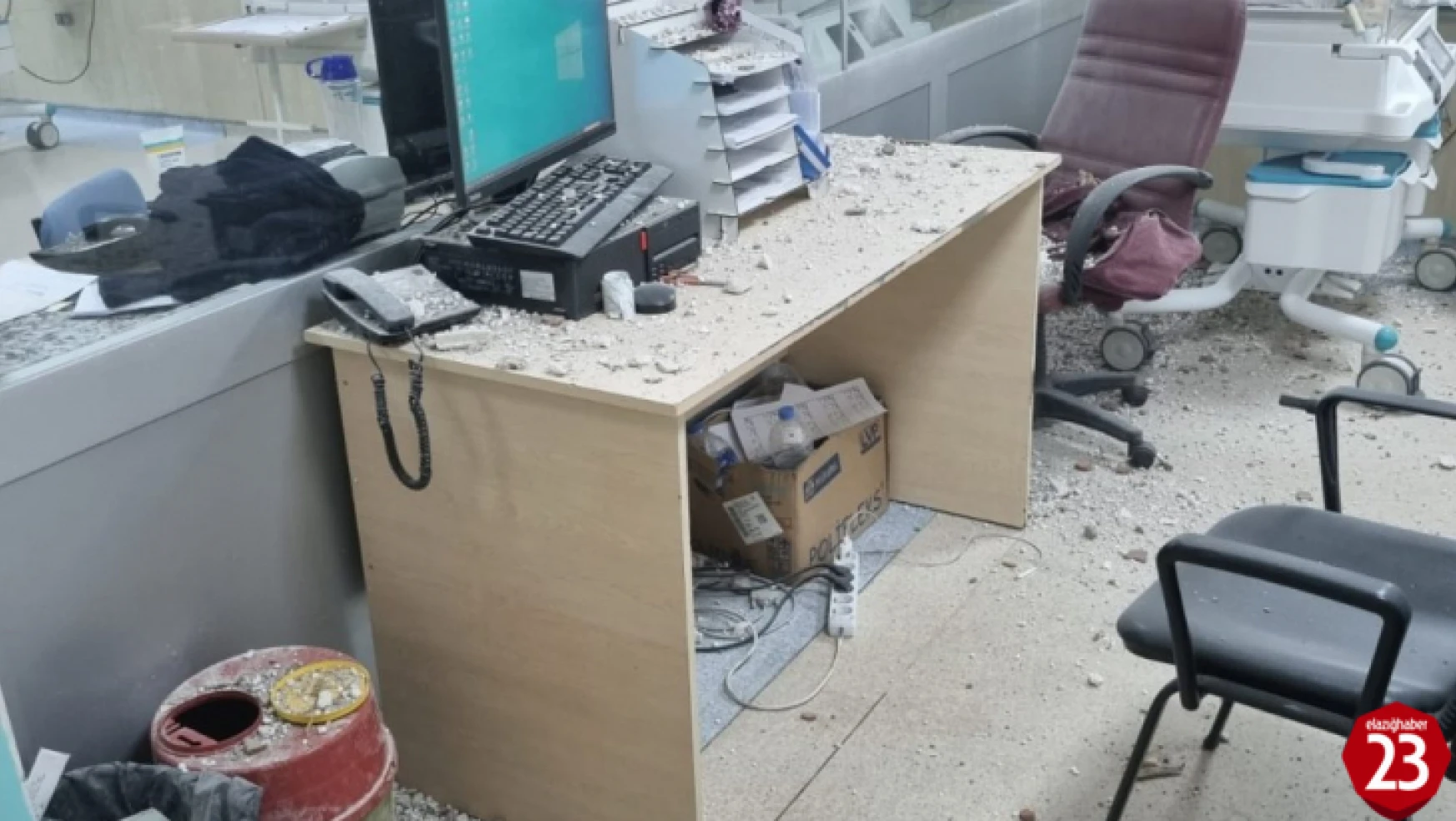 Fırat Üniversitesi Hastanesinde Tavan Çöktü