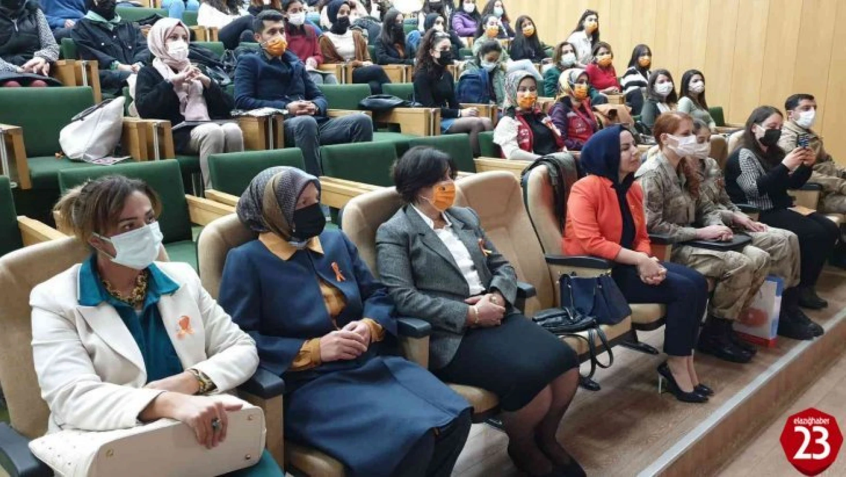 FÜ'de 'Kadına Yönelik Şiddetle Mücadele' konuşuldu
