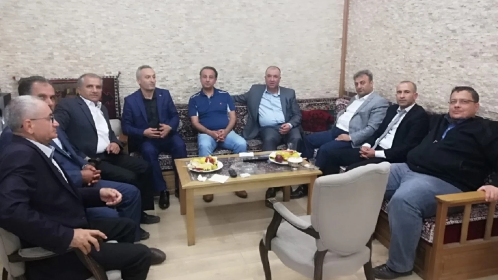Zafer Ayaz MHP'den Baskil Belediye Başkan Aday Adayı Oldu