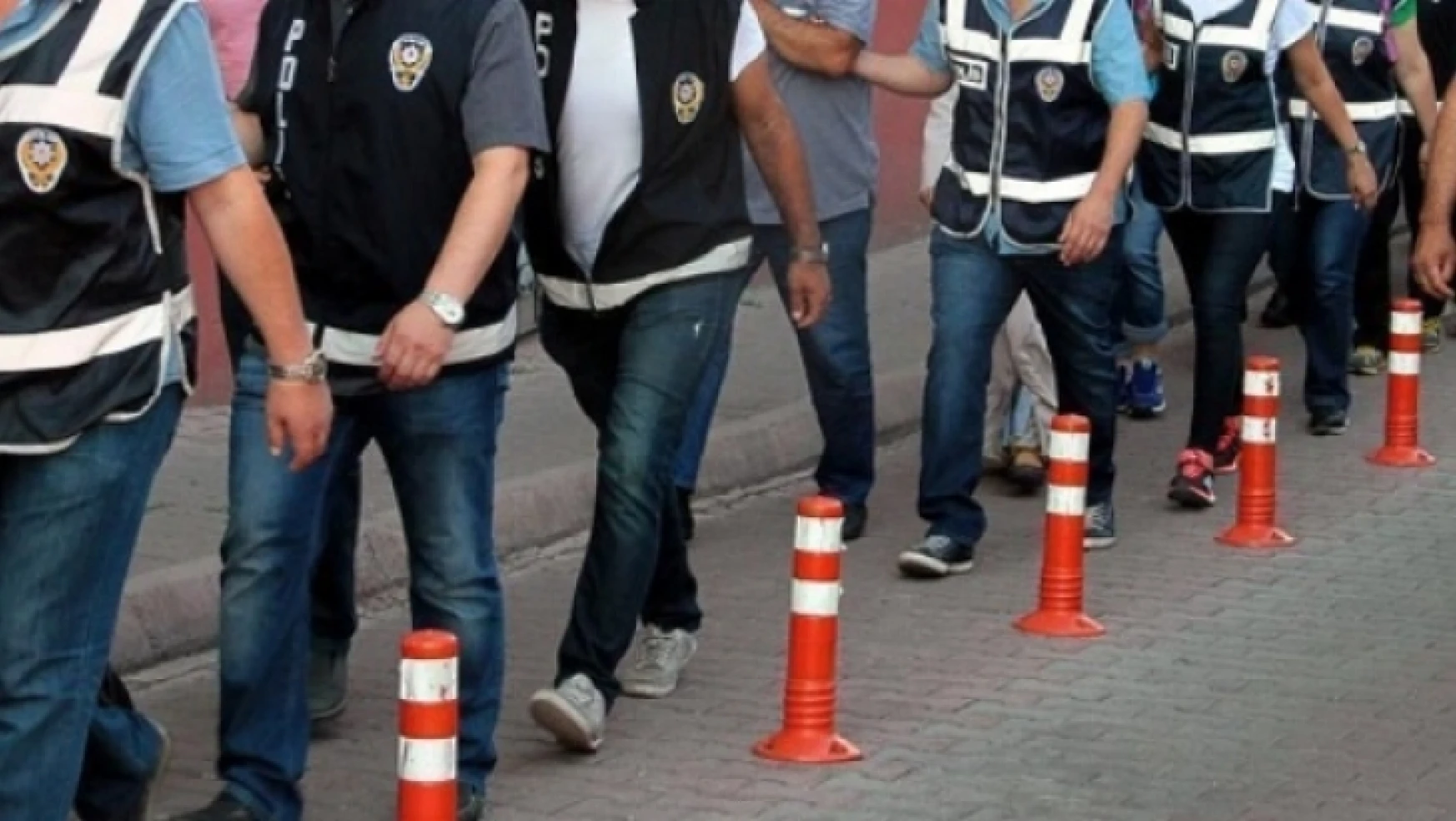 Elazığ'da FETÖ'nün Gaybubet Evlerine Operasyon, Çok Sayıda Gözaltı Var