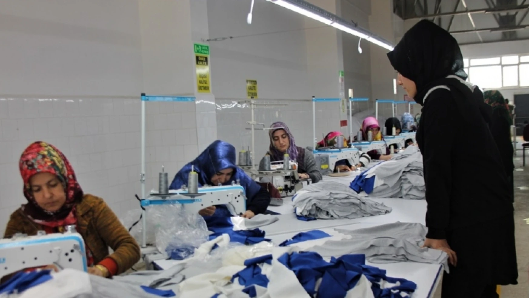 Baskil'de Kadınlar Tekstil Atölyesi İle İhracata Kapı Araladı