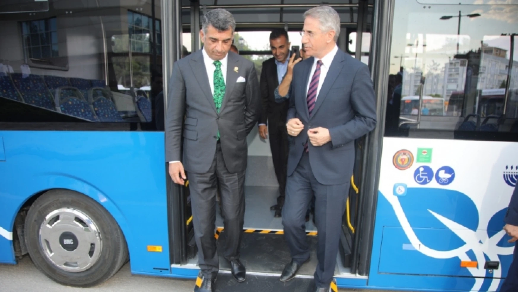 Milletvekili Gürsel Erol'dan Yeni Otobüslere Tam Not