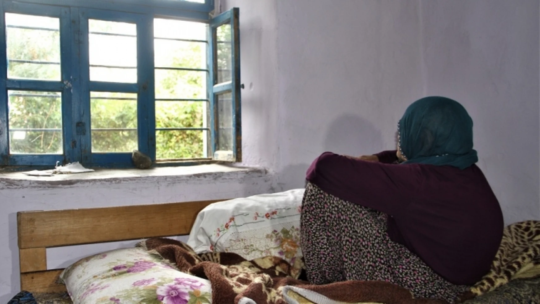 Elazığ'da Güllü Nine, 21 Aydır Kayıp Eşinin Yolunu Gözlüyor