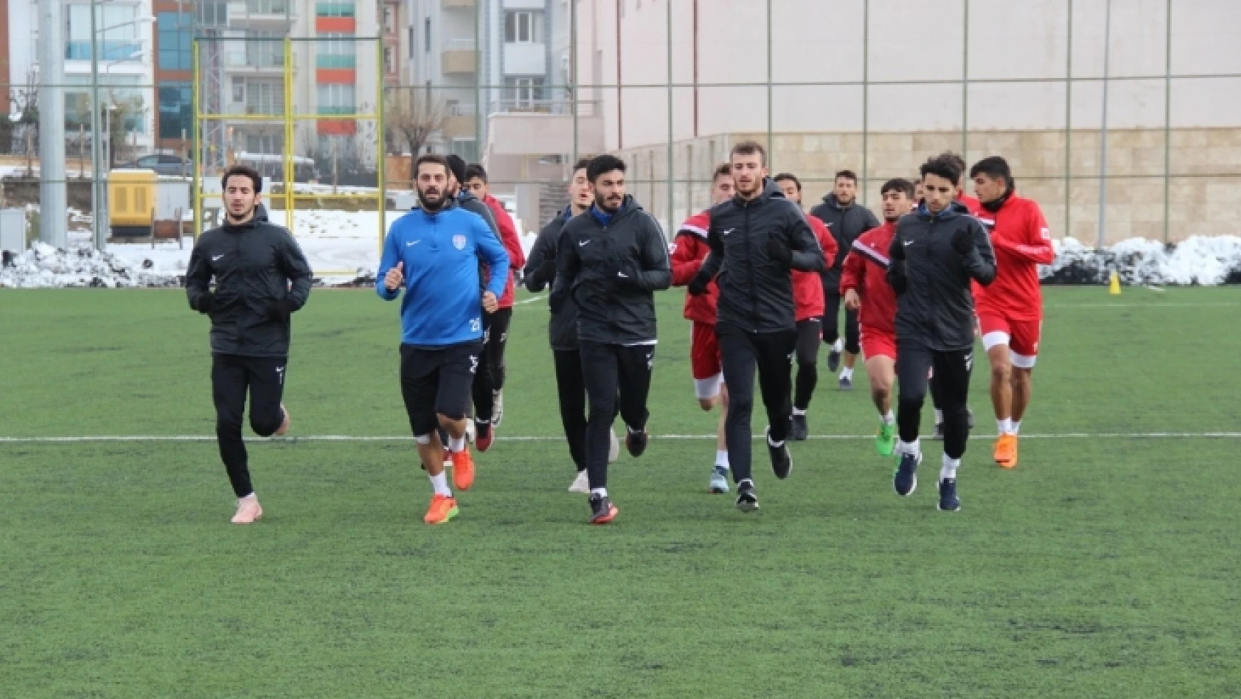 Elaziz Belediyespor'da İkinci Yarı Hazırlıkları Sürüyor