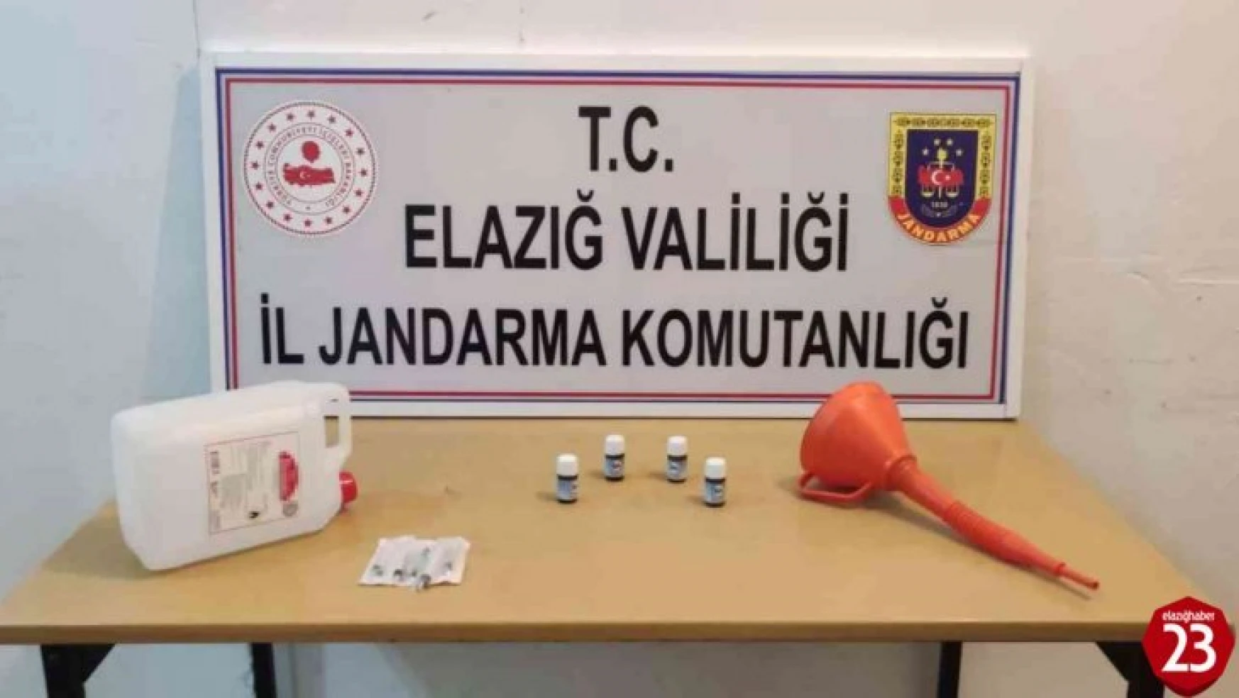 Elazığ'da Evini Sahte İçki Atölyesine Çeviren Şahıslara Jandarma'dan Operasyon