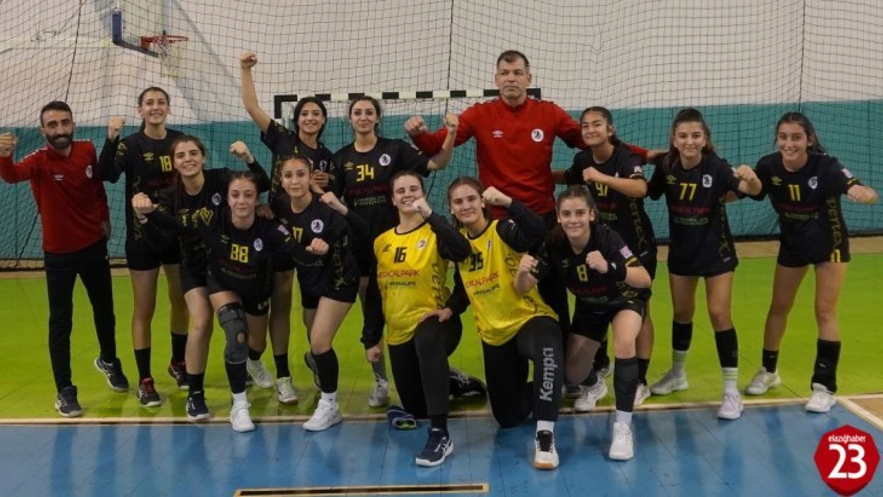 Kadınlar Hentbol 1. Ligi: Elazığ SYSK: 33 - Sivas Belediye: 34