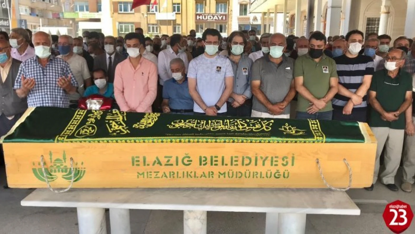 Kalbine Yenik Düşen Doktor Mehmet Ragıp Ekmen Son Yolculuğuna Uğurlandı