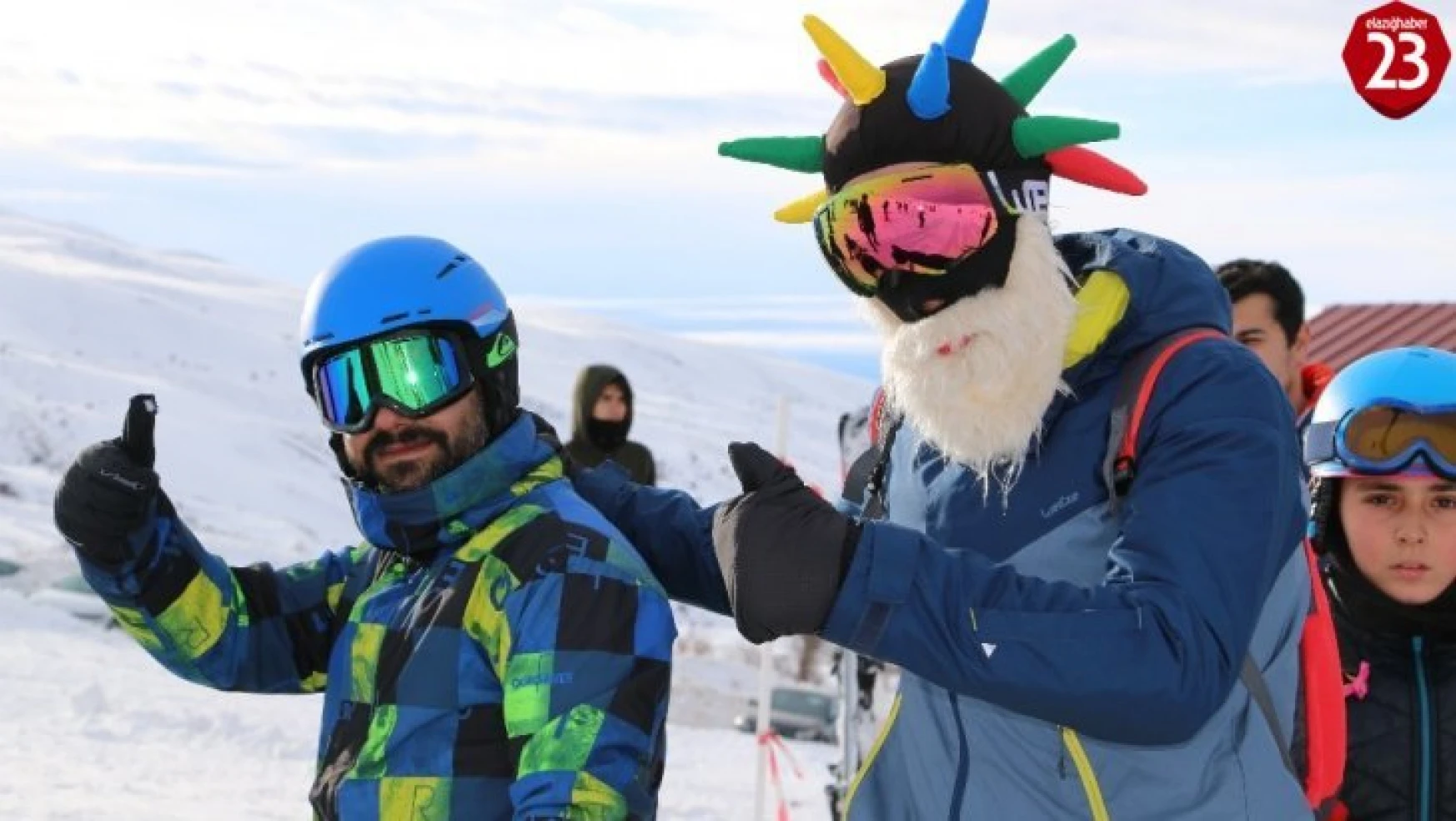 Kar özlemi kayak merkezini tatilcilerle doldurdu