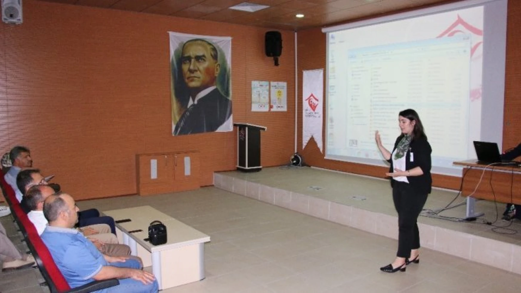 Elazığ'da LÖSEV'den Konferans