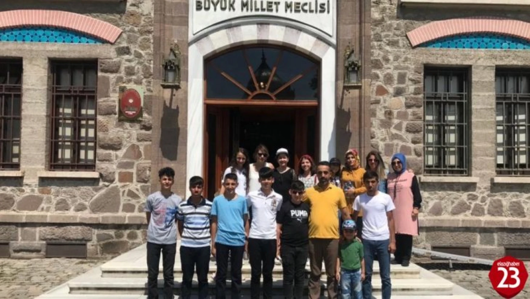 Milletvekili Gürsel Erol, Elazığlı Öğrencileri Ankara'da Misafir Etti