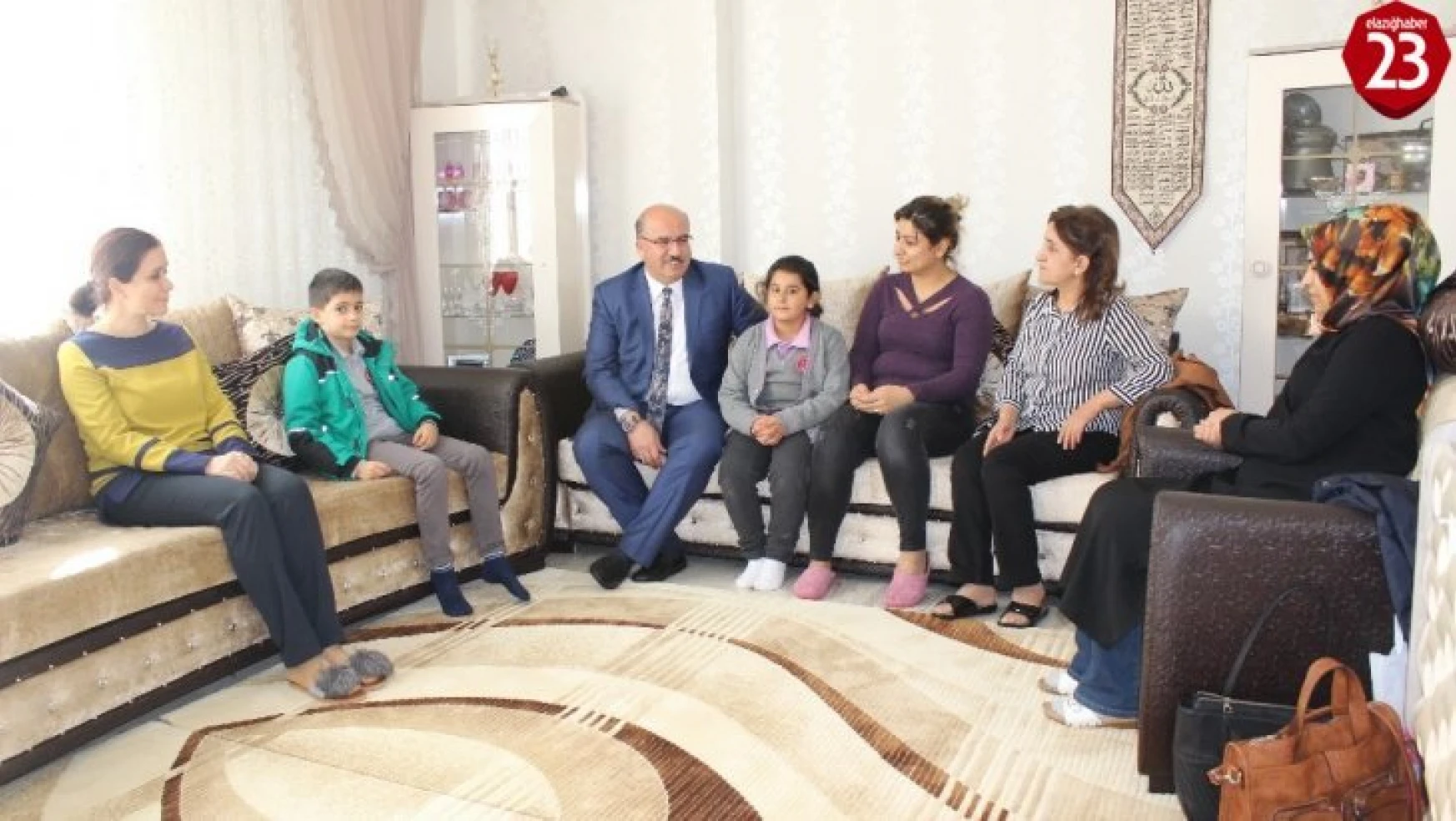 Elazığ'da Öğretmenler, Öğrencilerin Evinde