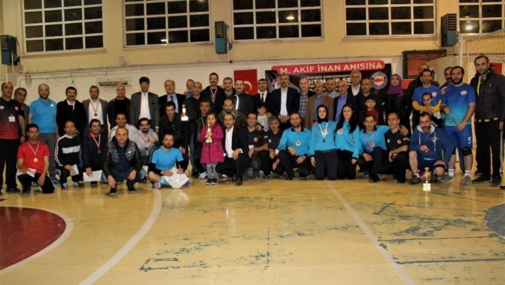 Şair Mehmet Akif İnan'ın Anısına Düzenlenen Turnuva Sona Erdi