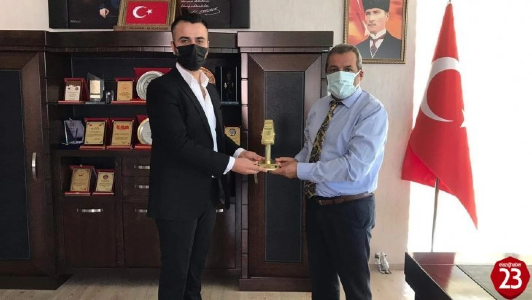 Türkiye'de Yılın Paramediki Elazığ'dan Seçildi