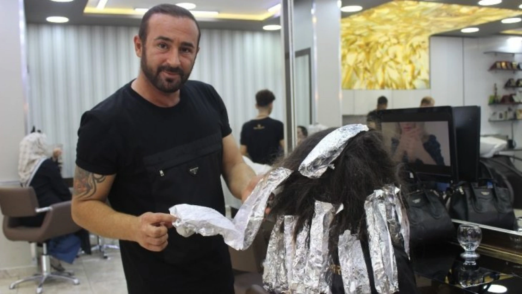 Ünlü Kuaför Hüseyin Polat, 2019'un Saç Trendlerini Anlattı