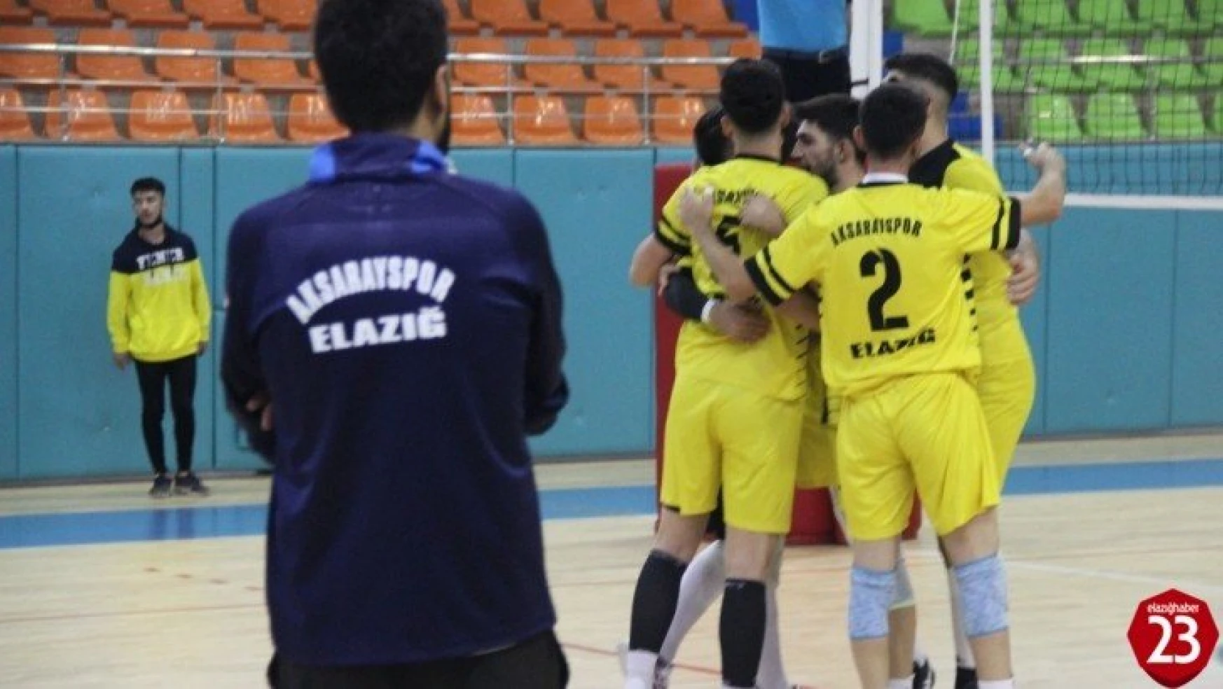 Voleybol 2. Lig: Elazığ Aksaray Gençlik: 0 - Seyhan Belediye: 3
