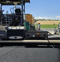 Elazığ'da 39 Derece Sıcaklıkta Asfalt Mesaisi