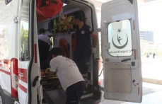 Şehit İlhanlar Caddesinde Bıçaklı Kavga, 3 Kişi Yaralandı