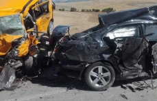 Bingöl Yolunda Feci Kaza 3 Kişi Yaşamını Yitirdi
