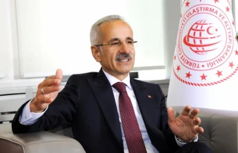 Bakan Uraloğlu'ndan Karayolları 8. Bölge'ye Övgü: 'Başarılı Çalışmaların Merkezi Elazığ'
